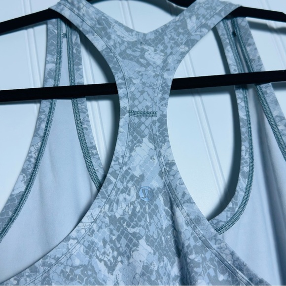 Lululemon Cool Racerback Tank Top Nulu
Hideaway Camo Starlight Multi L/XL Sporty - Picture 10 of 12